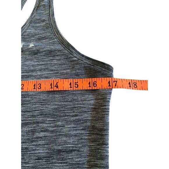 Under Armour Loose Heat Gear Racerback Tank Top Sporty Athletic Athleisure - Picture 11 of 14